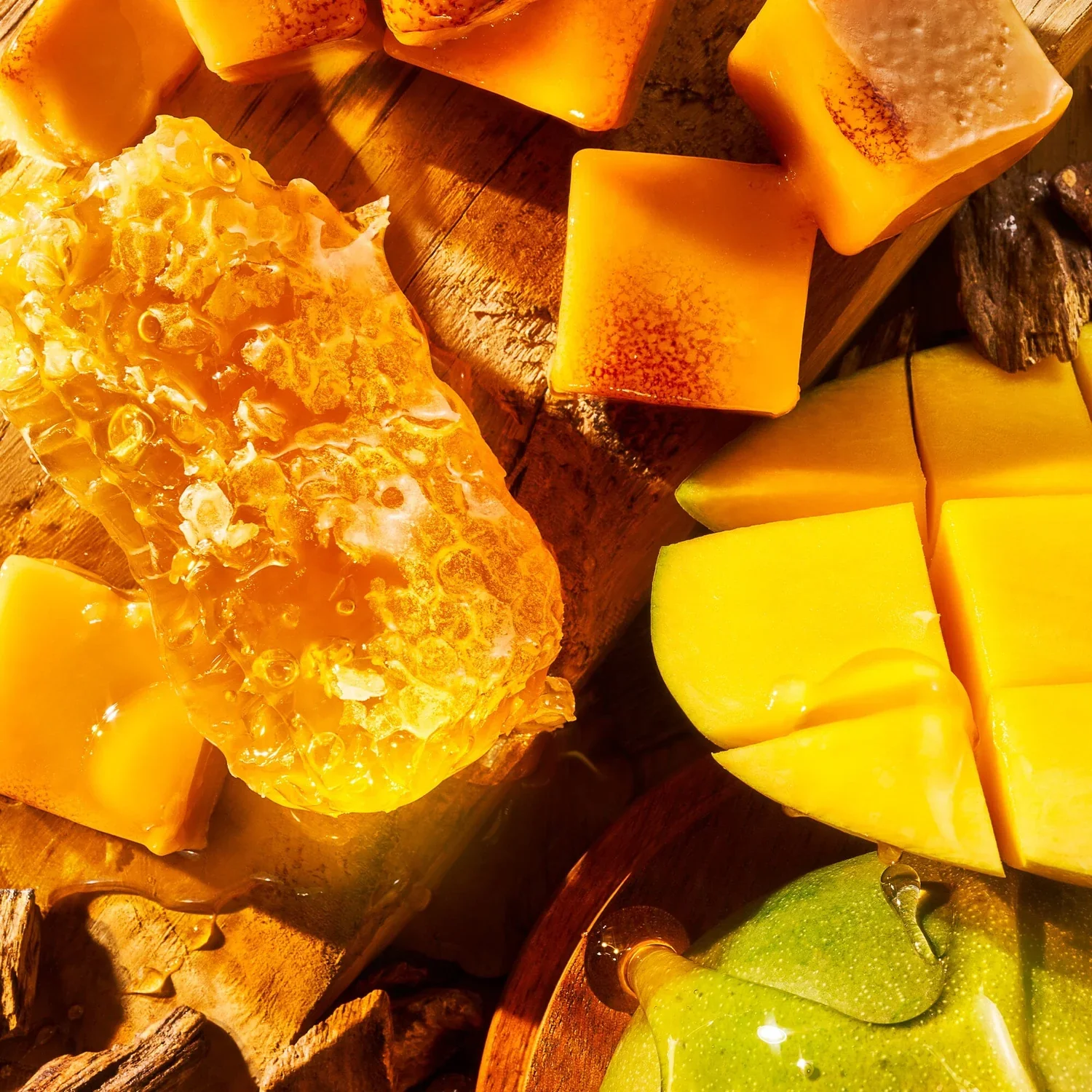 Aoud Extraordinaire Hair Perfume - aoud-extraordinaire-fragrance-roja-parfums-390672.webp