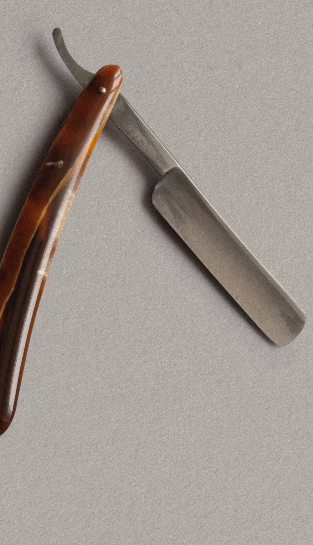 BURNING BARBERSHOP - d1ff25b560302e5937ac7186db0ffb17621fac3c-1482x2580.avif