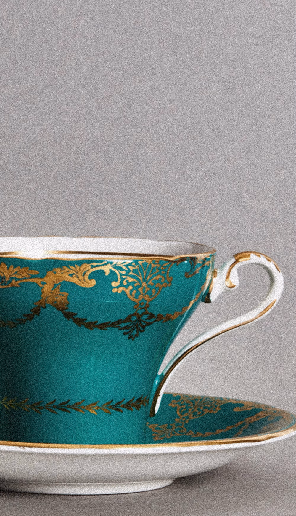 CORIANDER - 607d73a9f2c419cd8bdd020ad6547ef0220f1e0f-1482x2580.avif