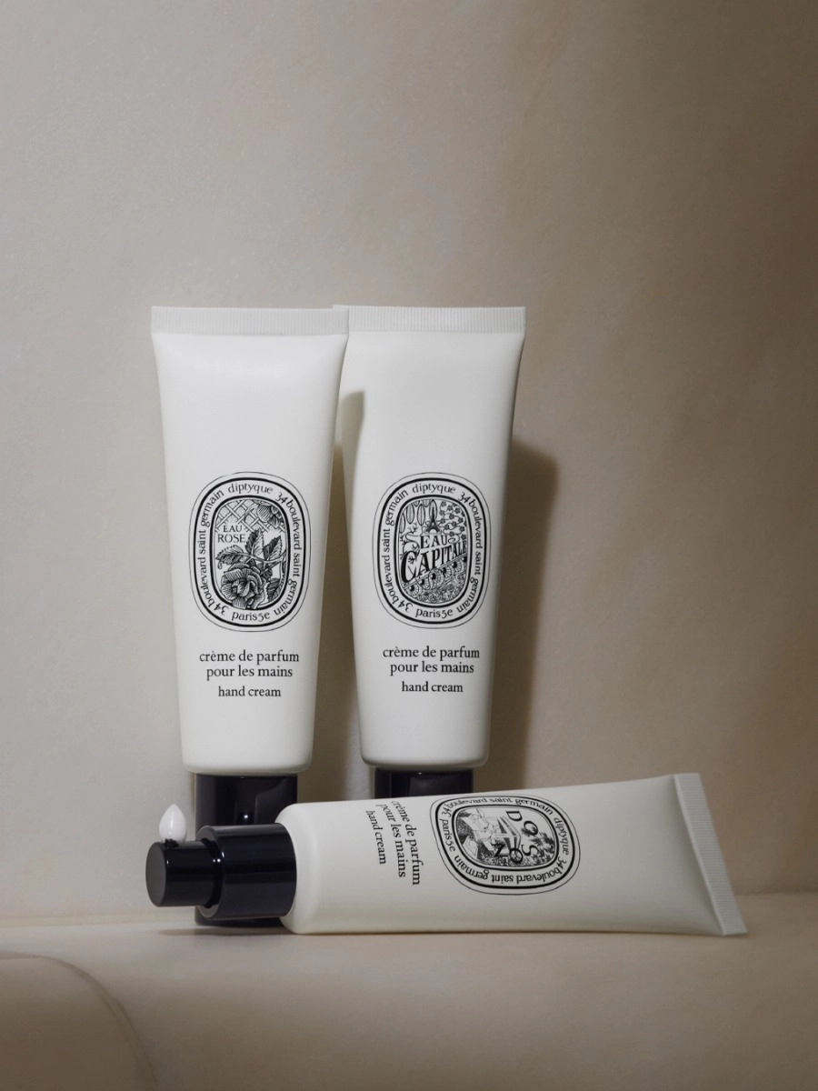 Do Son - Perfumed hand cream - bain-et-corps_visuel_cr_mes-main_multi-produits_2024_3x4_2025_x_2700px_vue-alt-pdp_diptyque_1.webp