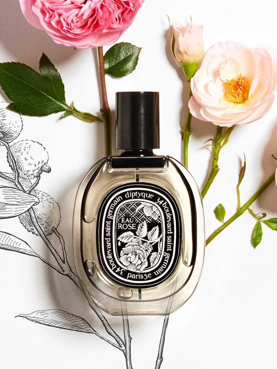 Eau Rose - Eau de parfum - unleash-the-rose_2022_prioritaire_diptyque_evergreen_eau_de_rose_edp_3x4_2025_x_2700px_vue-alt-pdp_diptyque.webp