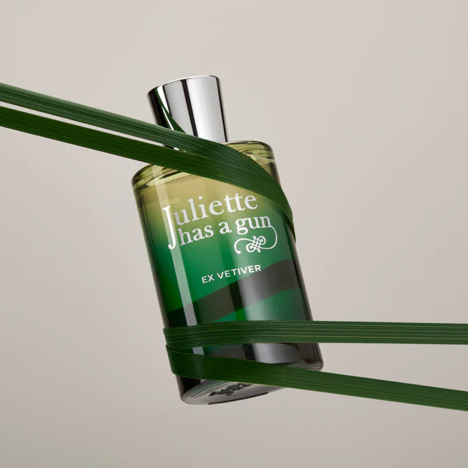 Ex Vetiver - 03.3_Exvetiver_Visuel_droite_1000x1000_553e0eb4-3dd2-44f7-89ee-2f8f9457897e.webp