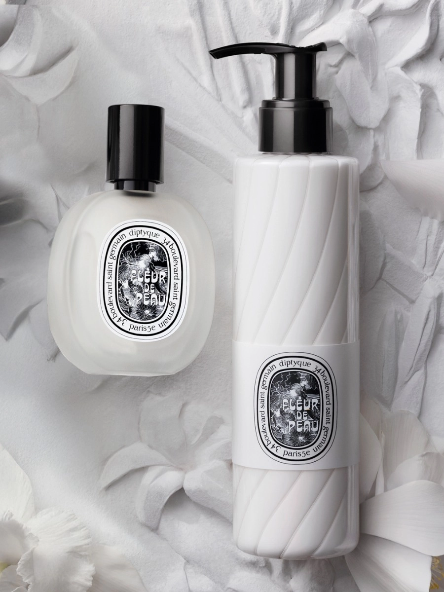 Fleur de Peau - Perfumed body lotion - original_jpg-fleur_de_peau_edt_2025_visuel_prioritaire_multiproduits_rituel_edt_3x4_2025_x_2700px_vue-alt-pdp_jpg_diptyque_v2_1.webp