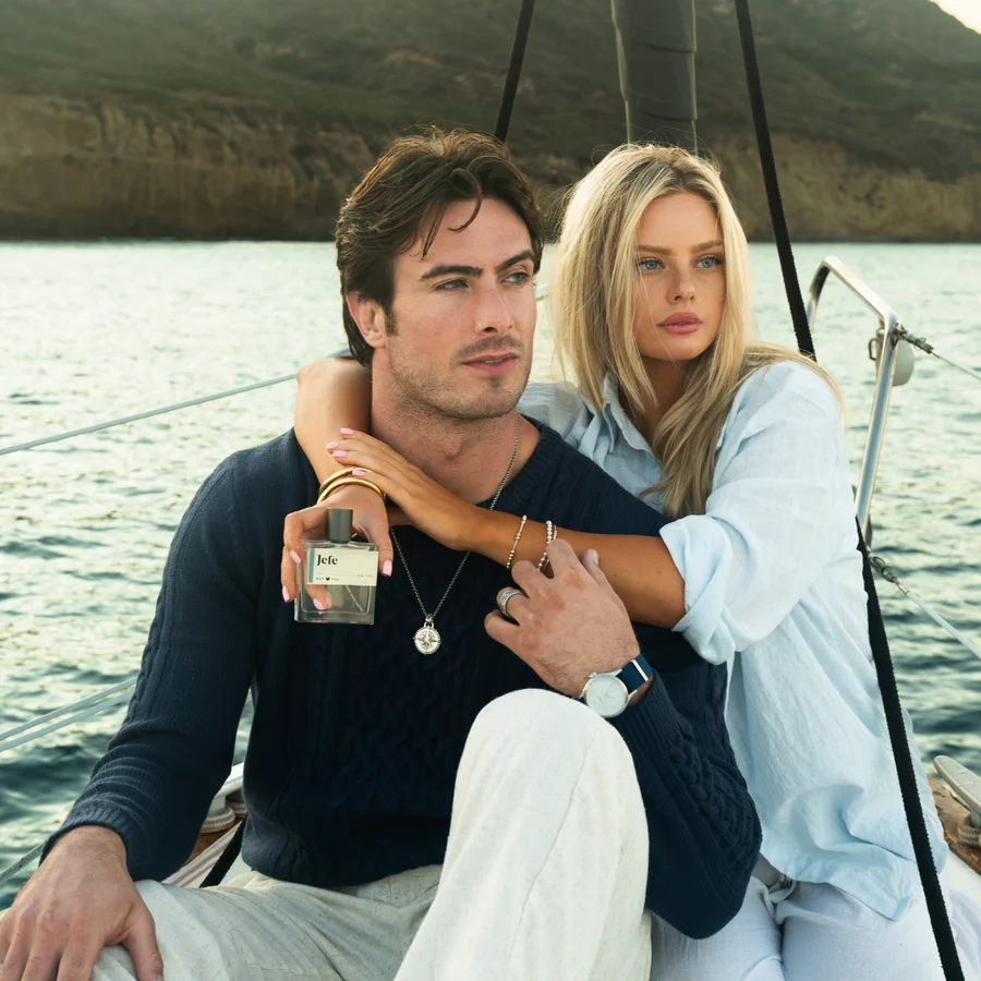 JEFE - 4_cb5bd207-ece7-4725-967f-4c88f89e764c.webp