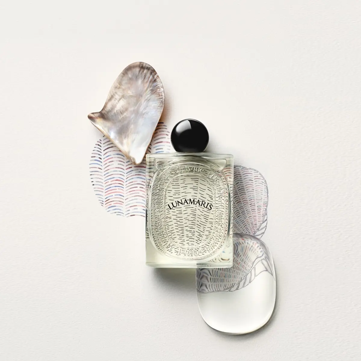 Lunamaris - Eau de parfum - les_essences_2024_visuel_mono_lunamaris_rvb_2025x2700px_diptyque_visual_only.webp