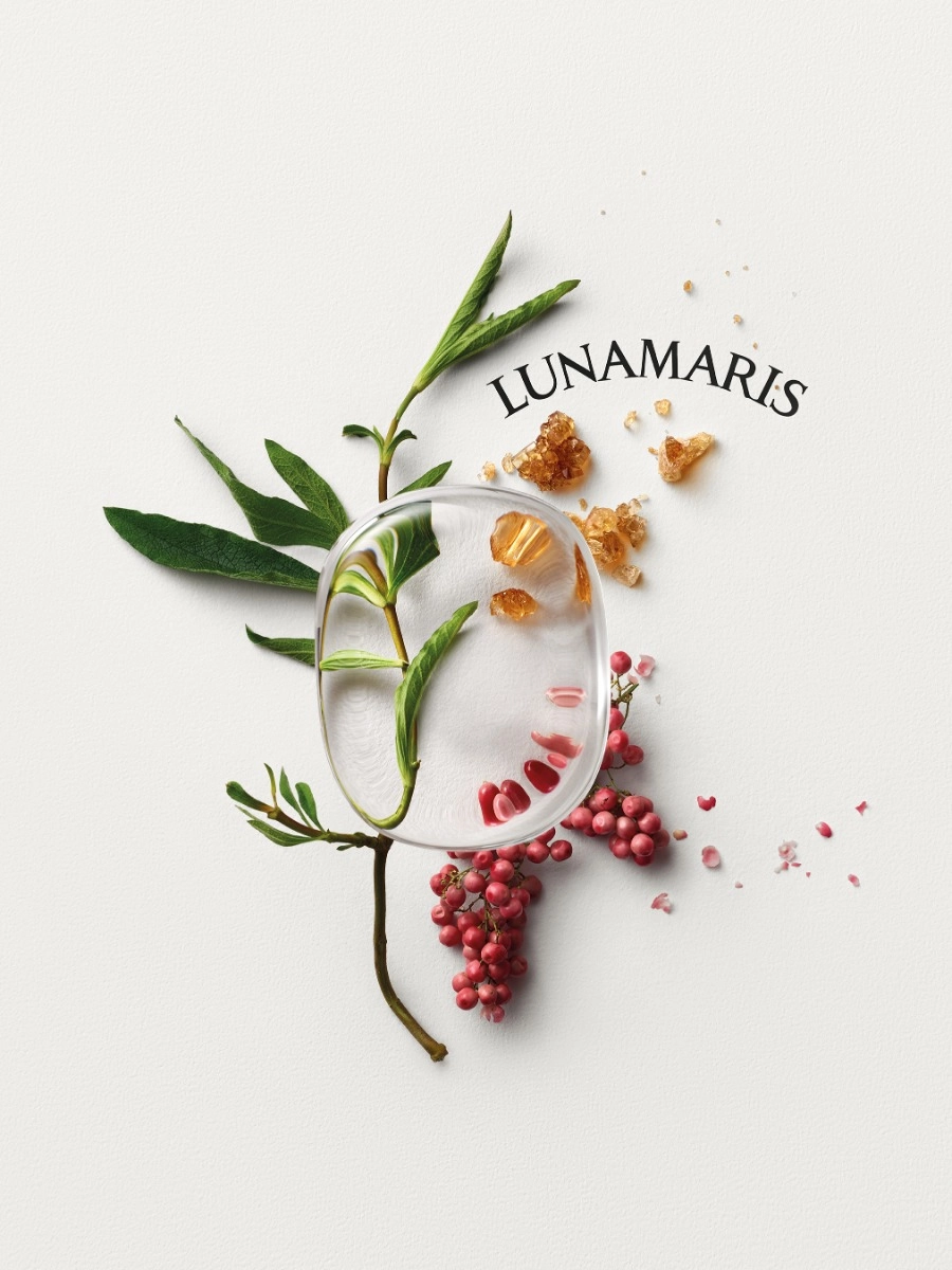 Lunamaris - Eau de parfum - les_essences_de_diptyque_2025_visuel_secondaire_lumanaris_ingredients_rvb_2025x2700_diptyque.webp