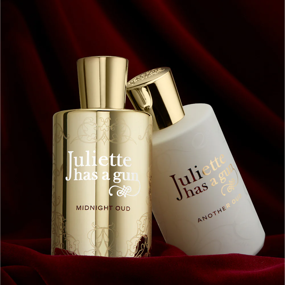 Midnight Oud - 01.6_Midnight_Oud_lifestyle.webp