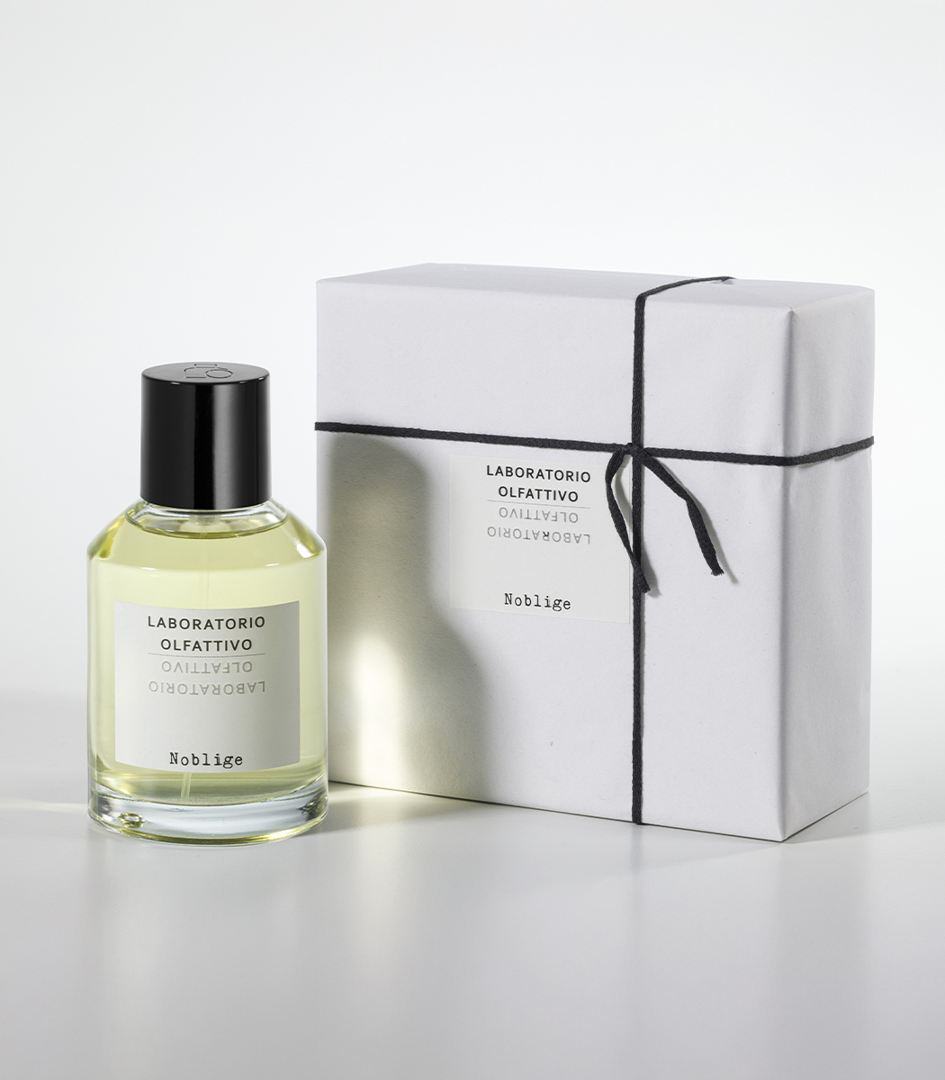 Noblige - EDP-100ml-Noblige-Scatola-Laterale.jpg