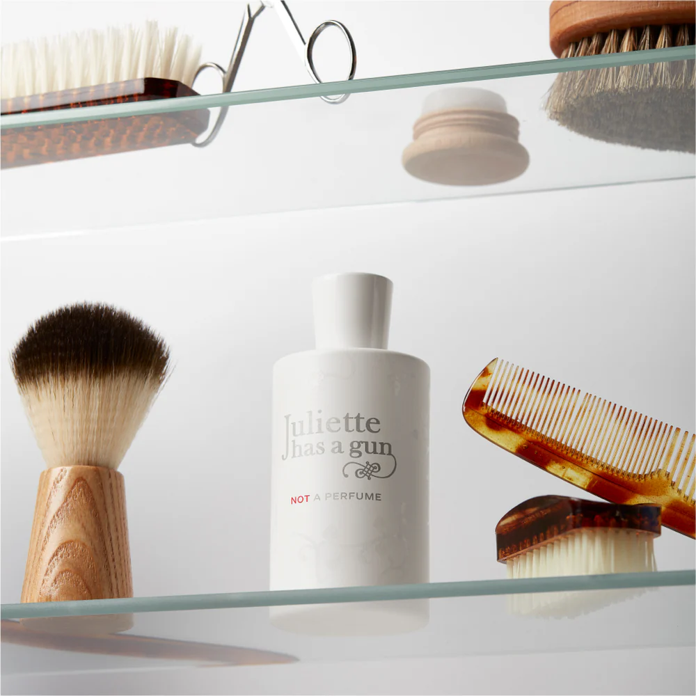 Not a Perfume - 06_Not_A_Perfume_Beautyshot_1000x1000_crop_center.webp