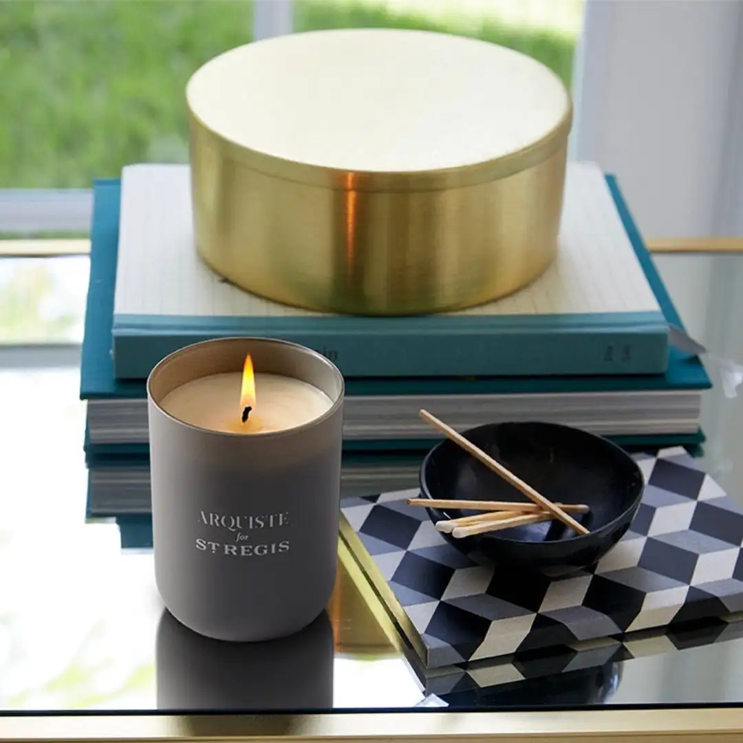 St. Regis Caroline's Four Hundred Candle - Image