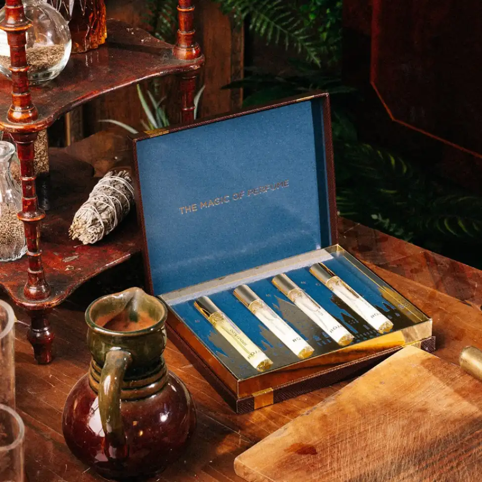 HARRY POTTER THE ART COLLECTION TRAVEL SET LIMITED-EDITION - Image