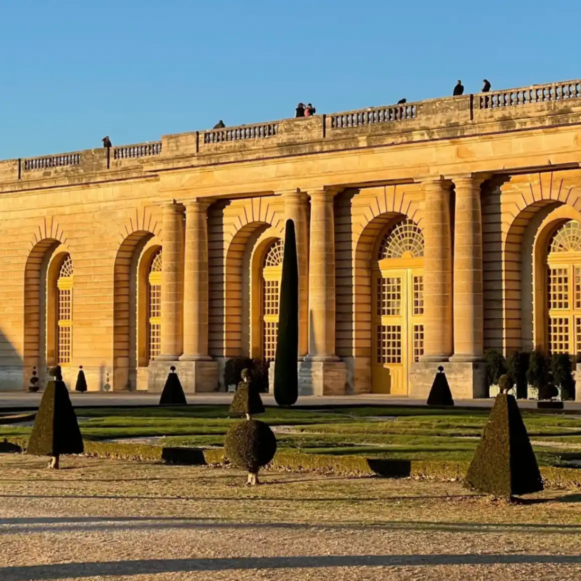 L'OR DE LOUIS - TheOrangeryFacade_1024x1024@2x.webp