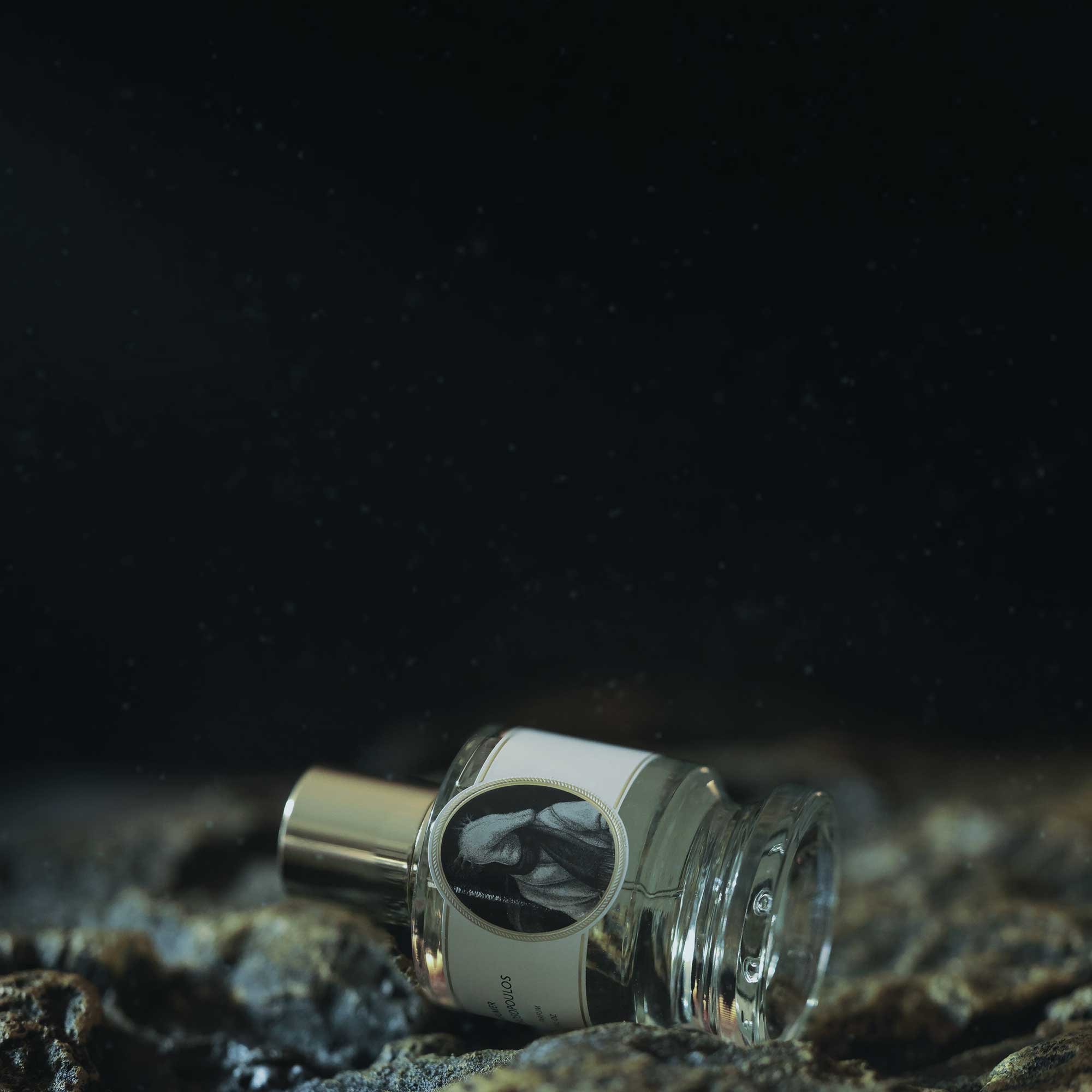 Zoologist Olm Deluxe Bottle - Image