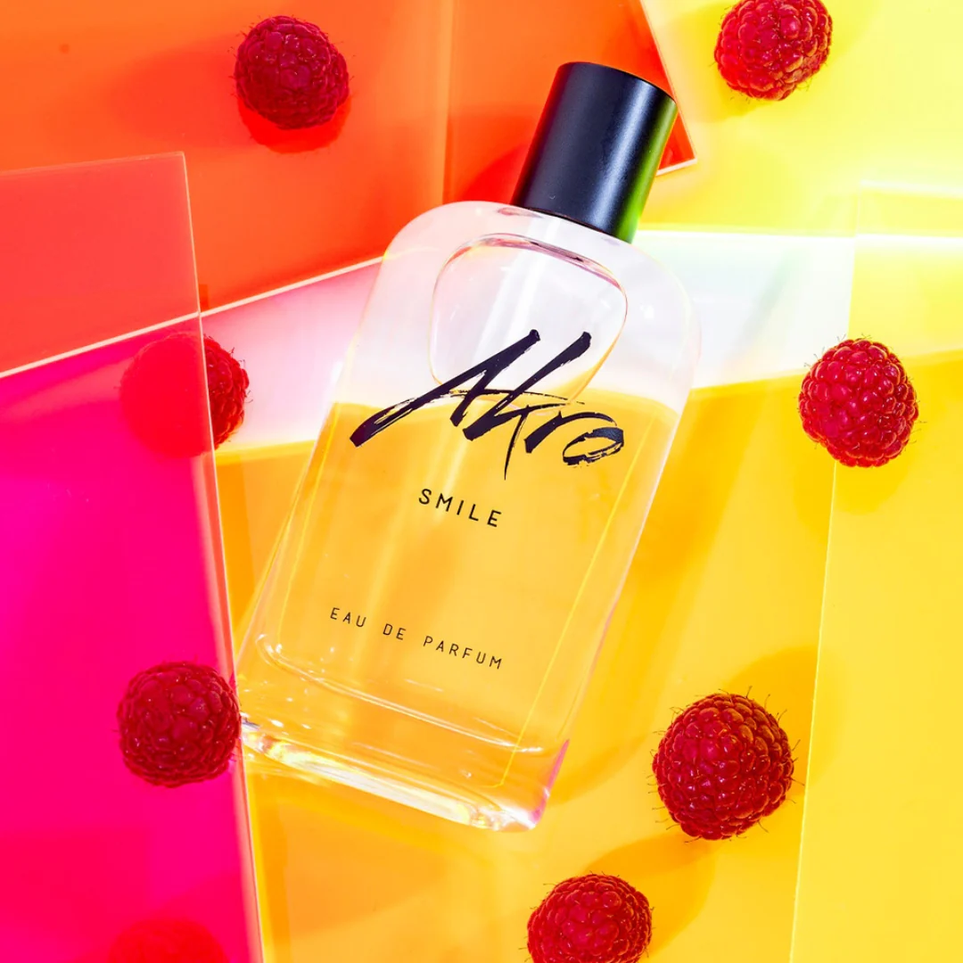 SMILE - Smile_by_AKRO-100ml-Lifestyle_1080x.webp