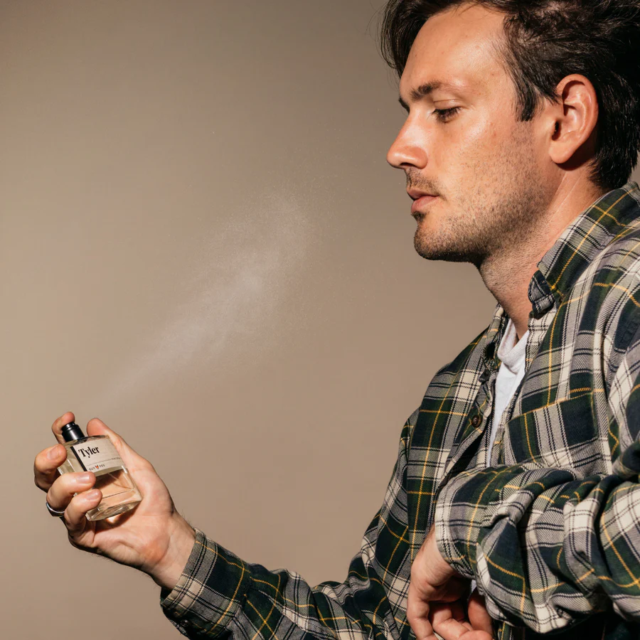 TYLER - 13_cd1e5994-4605-47c5-a2ff-40550d076f35.webp