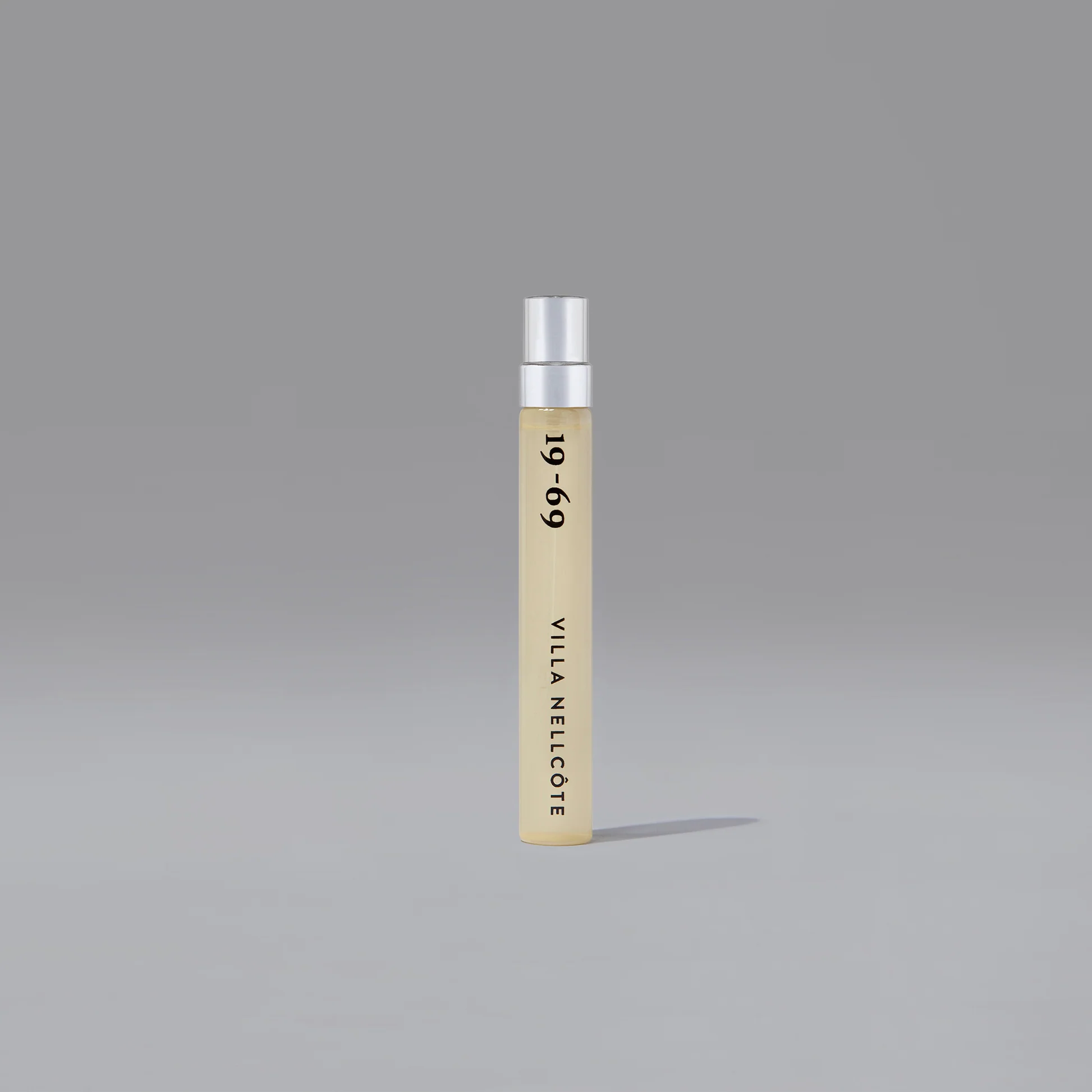 VILLA NELLCÔTE - VillaNellcoteEauDeParfum9ml3_79de98cf-1842-4ba2-8d0f-90ce5125ad14.webp