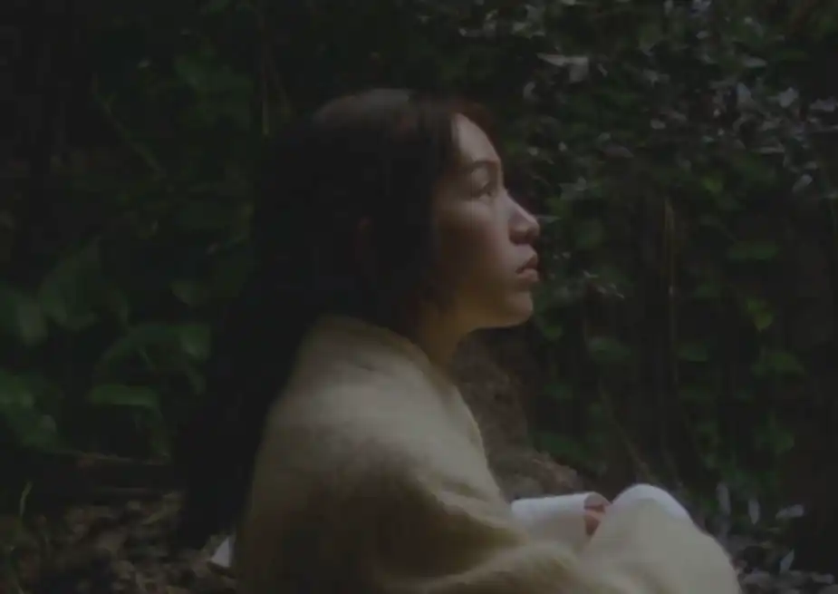 Régime des Fleurs on Instagram: "JADE VINES.

Our newest Eau de Parfum inspired a story about the ebbing and flowing of communication, how the abstract can be more tangible than the exacting, how a flower can contain a thousand messages.

Directed by @jjpharoah
Shot by @augustmblum"